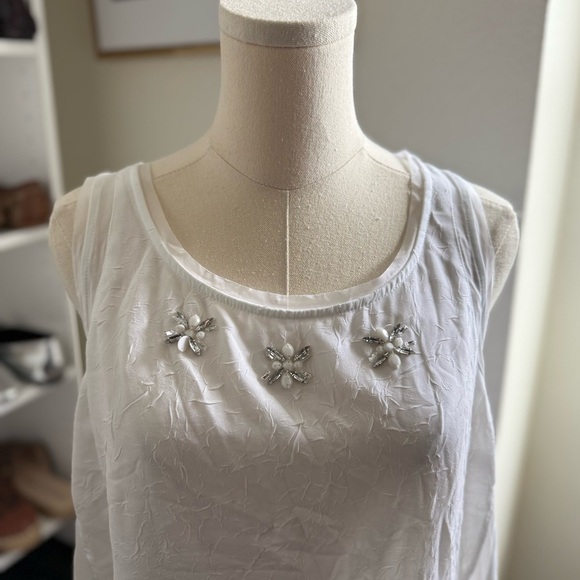 Simply Vera Vera Wang White Embellished Elegant Relaxed Fit Tank Top Size Medium - Picture 4 of 7